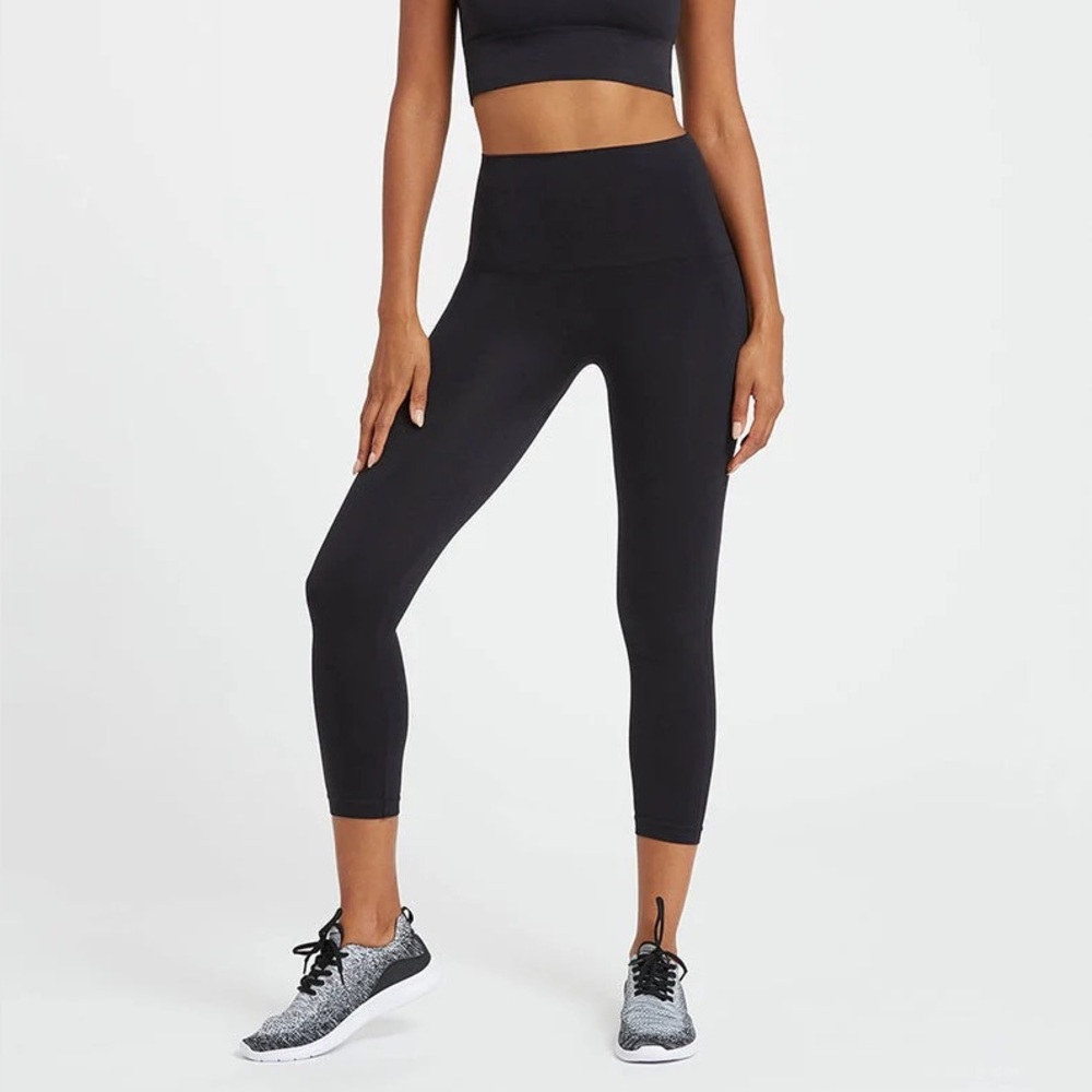 NWT Spanx Cropped Look At Me Now Leggings Very Black 1X/1TG